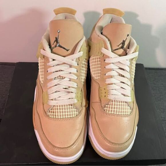 🔥 Jordan 4 Shimmer – Women’s Size 8 – Excellent Condition – Replacement Box - Picture 2 of 4